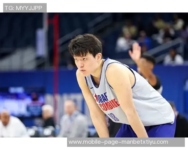 杨瀚森能否逆转局势开拓者三节领先雄鹿21分面临挑战